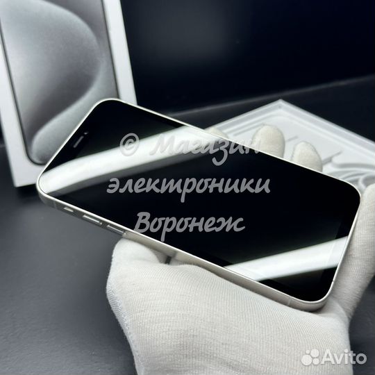 iPhone 15 Pro, 128 ГБ