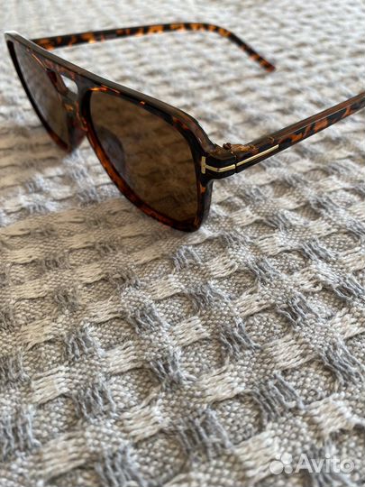 Солнцезащитные очки с поляризацией