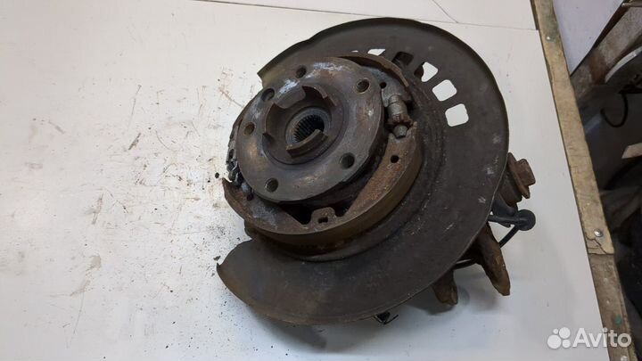 Ступица (кулак, цапфа) левая задняя Volkswagen Touareg