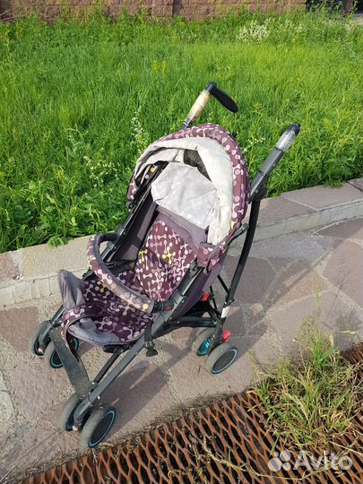 Детская прогулочная коляска