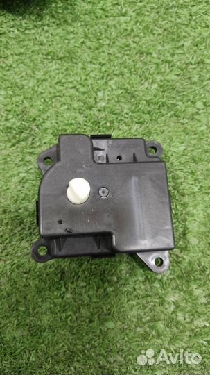 Моторчик заслонки печки Suzuki Grand Vitara 2008