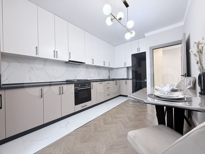 2-к. квартира, 62 м², 6/16 эт.