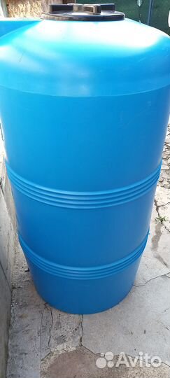 Бочка пластиковая 250 литров