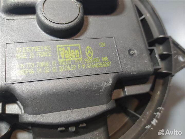 Моторчик печки Mercedes Ml-Class W164