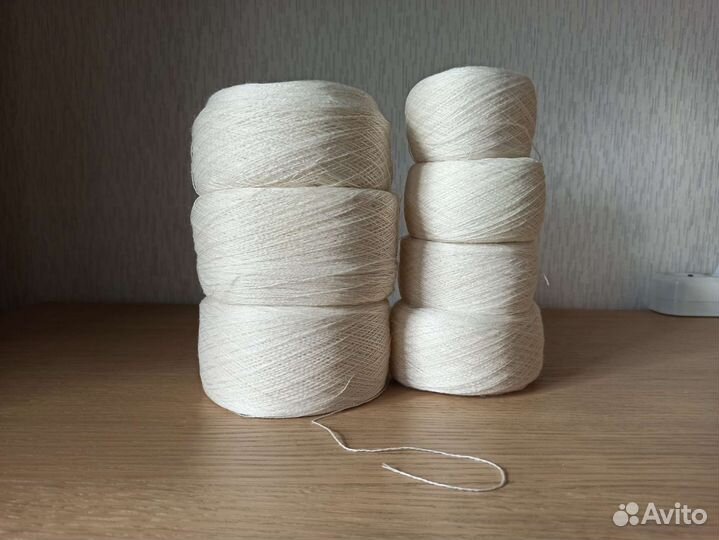 Пряжа белая тонкая шерсть