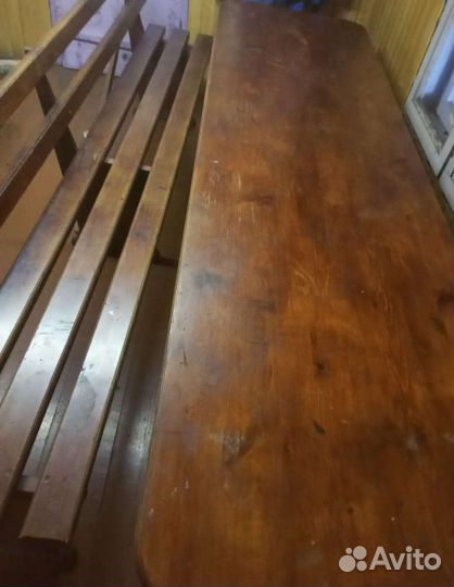 Стол обеденный из цельной древесины с 2 скамьями