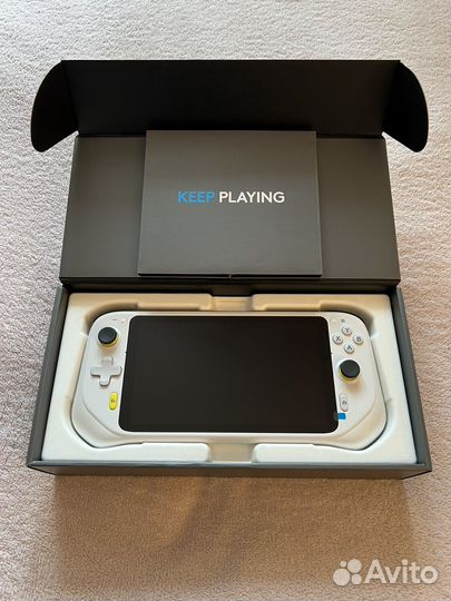 Портативная игровая консоль Logitech G Cloud