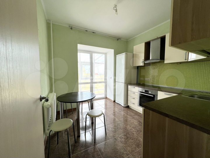 2-к. квартира, 53 м², 16/16 эт.