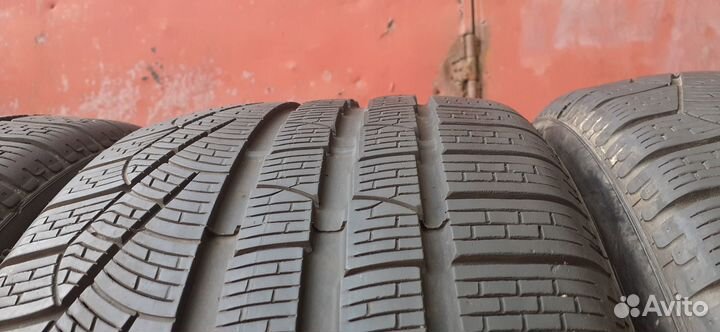 Pirelli Winter Sottozero 270 Serie II 245/35 R20