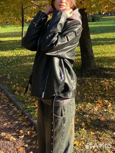 Кожаная куртка черная