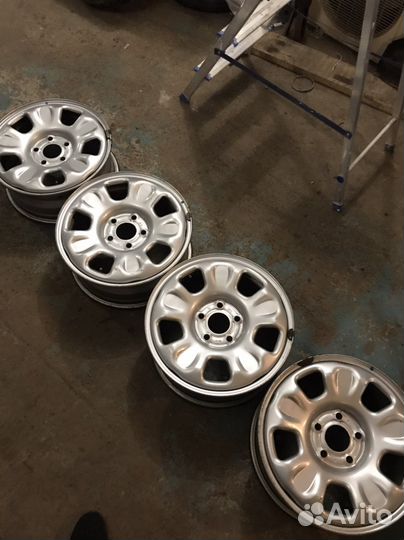 Оригиналтные диски на renault duster