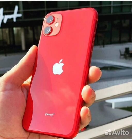 Телефон iPhone 11