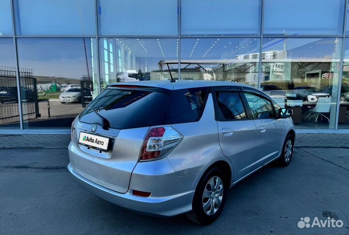 Honda Fit Shuttle 1.5 AT, 2013, 130 900 км