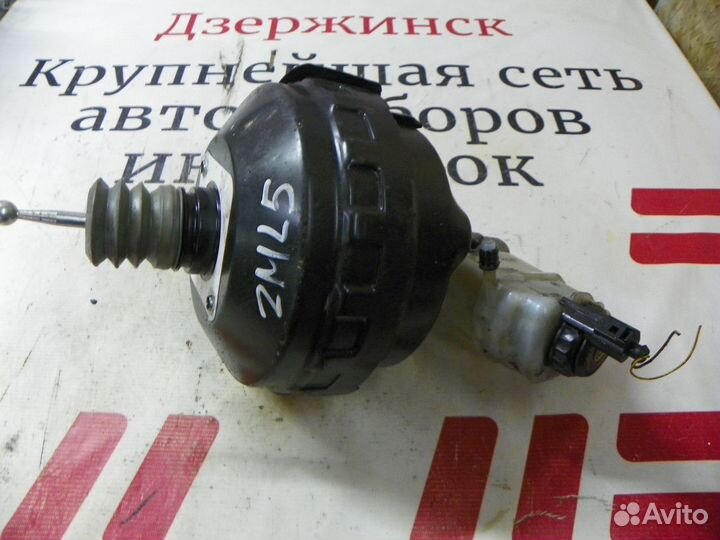 Вакуумник тормозной Skoda Octavia