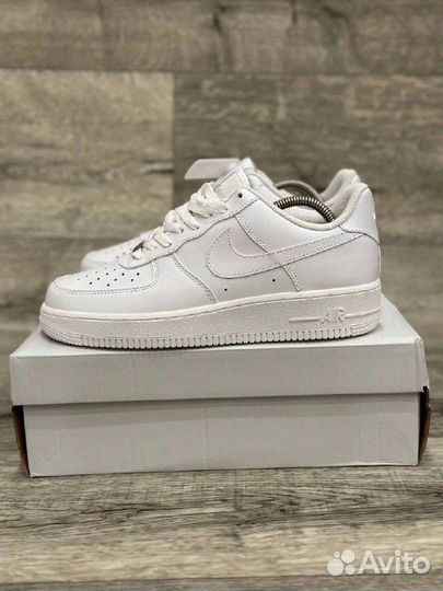 Кроссовки Nike Air Force 1