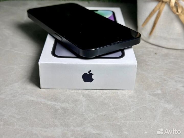 iPhone 14, 256 ГБ