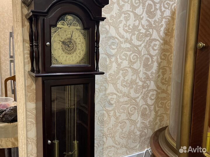 Часы напольные