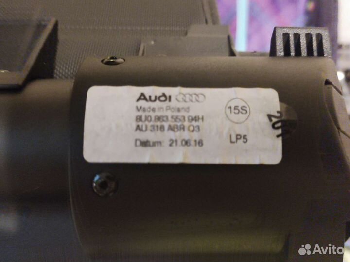 Шторка багажника Audi Q3 2014-2018гг U8