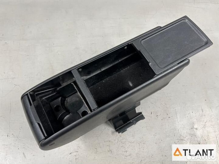 Бардачок между сиденьями toyota wish