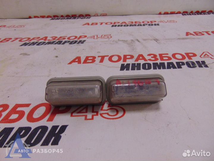 Фонарь подсветки номера для Nissan Almera 2 2000