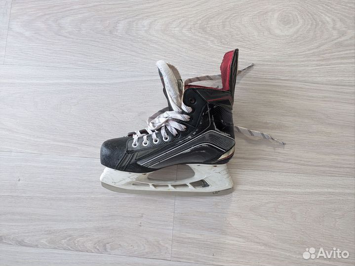 Хоккейные коньки bauer vapor x800