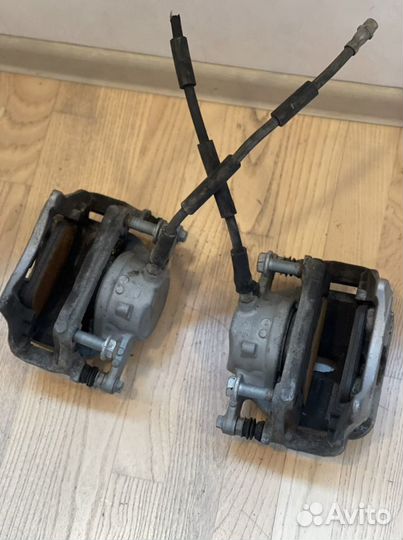 Суппорта передние левый/правый Mercedes w213