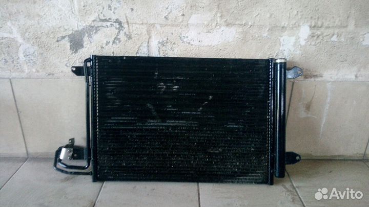 Радиатор кондиционера VAG 1K0 820 411 S