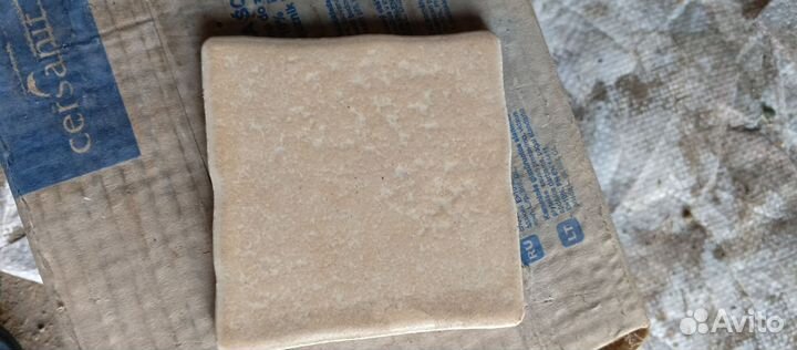 Керамическая плитка настенная остатки