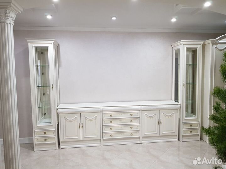 Классическая мебель в светлых тонах