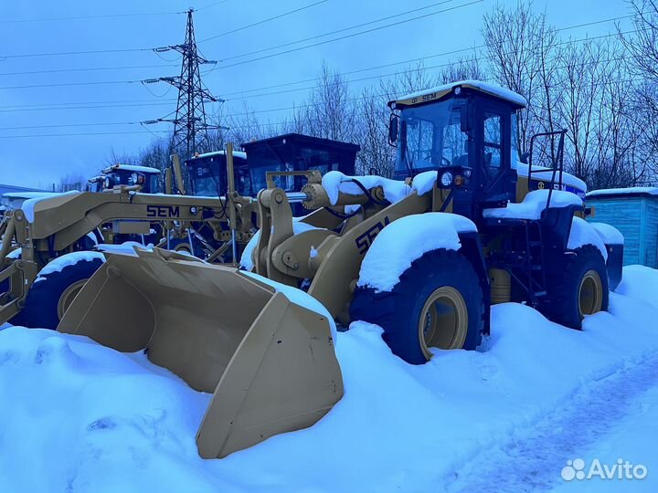 Экскаватор-погрузчик CAT 434, 2022