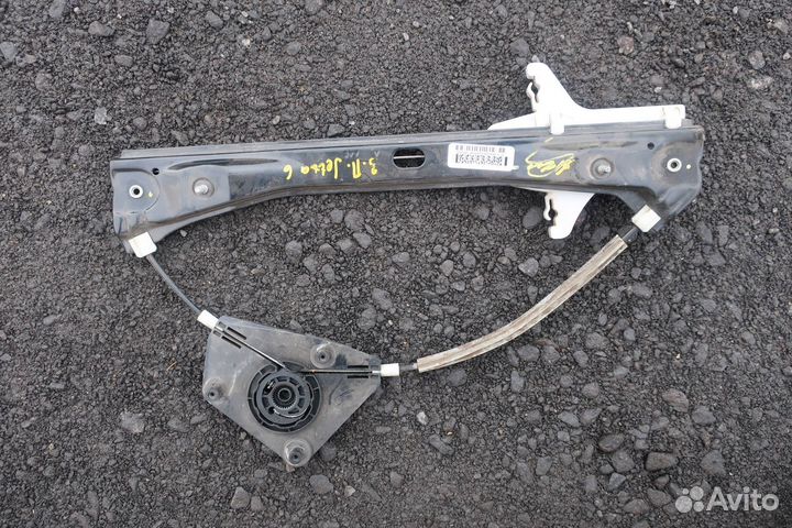 Стеклоподъемник электр. задний правый 5C6839462B