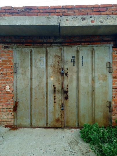 Гараж, > 30 м²