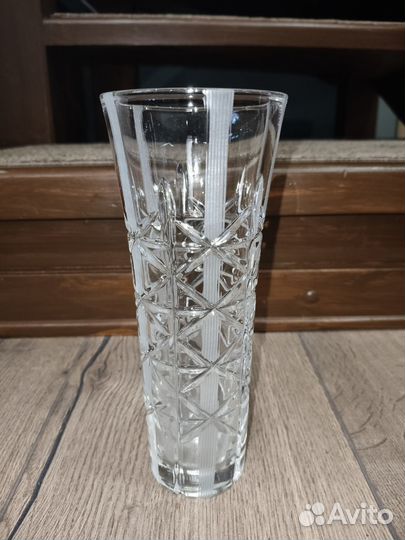 Хрустальная ваза