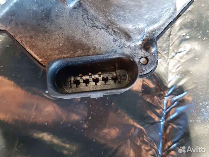 Дроссельная заслонка 2.0 TDI VW Passat B6 BMP