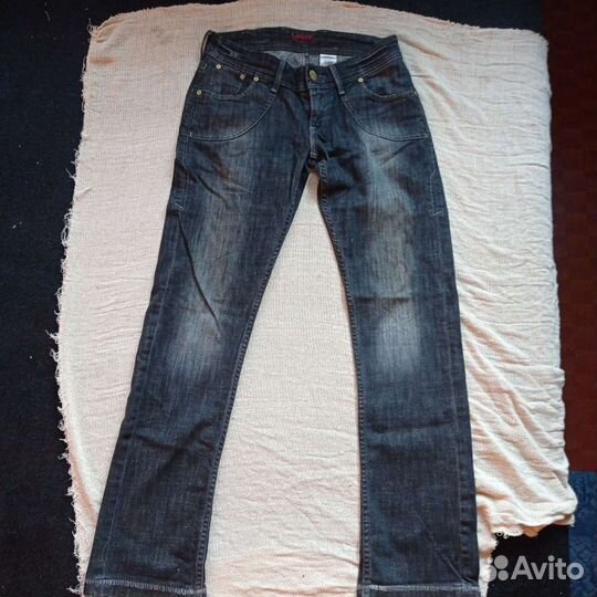 Джинсы женские levis