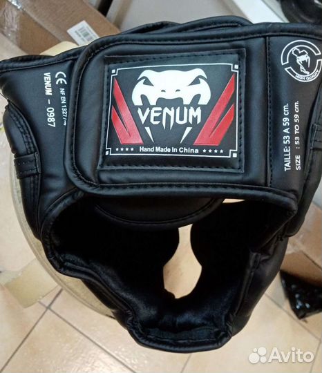 Шлем боксерский Venum красно/черный