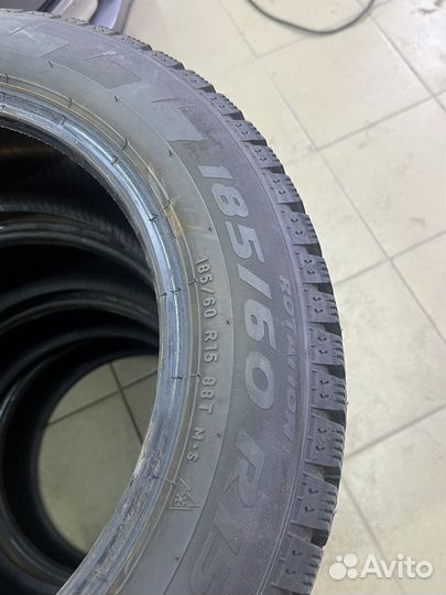 Pirelli Ice Zero 185/60 R15