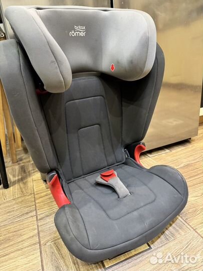 Автомобильное кресло britax romer kidfix 2