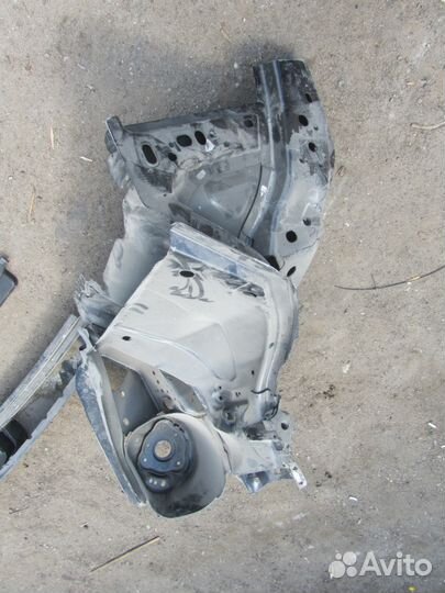 Лонжерон передний левый Ford Focus III 11) 1791526