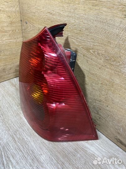 Фонарь задний правый Peugeot 307 SW Арт. 111449