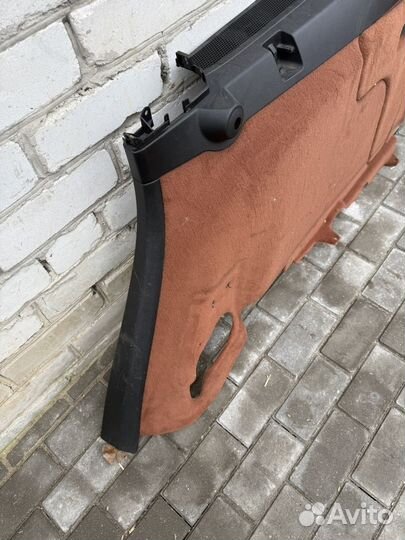 Обшивка багажника Порше Кайен 957.Правая