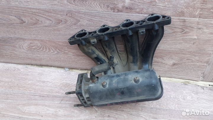 Коллектор впускной (1,3L двиг. G4EB) Hyundai Accent 2 Getz 2002