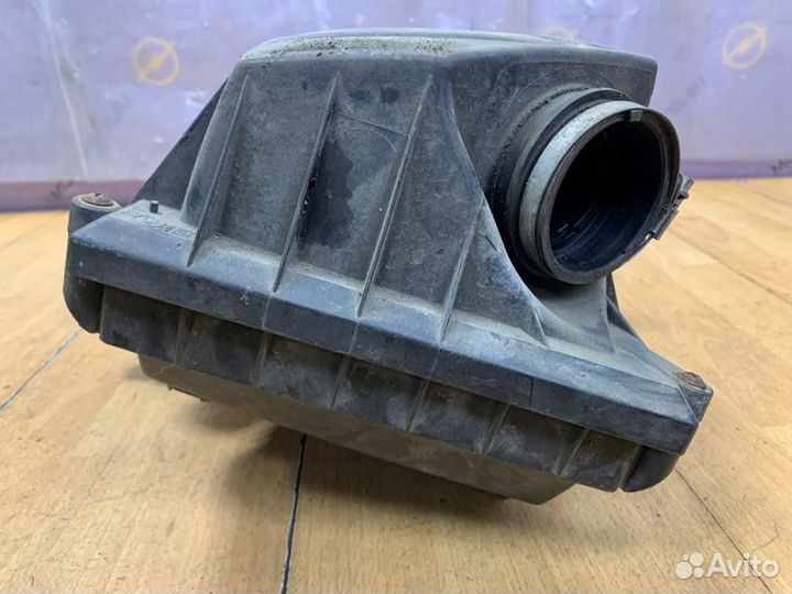 Корпус воздушного фильтра Opel Meriva A минивэн