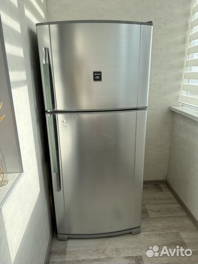 Холодильник sharp