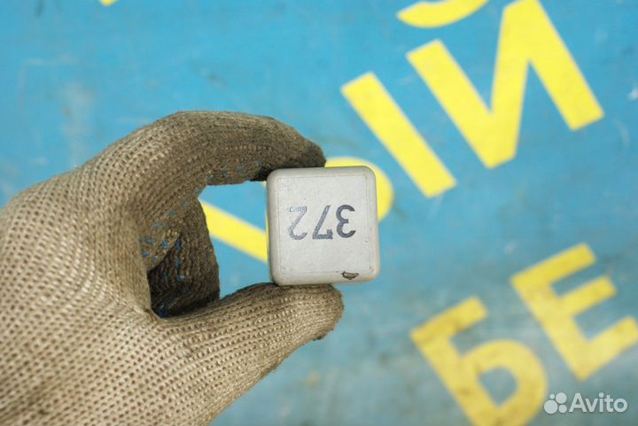 Реле бензонасоса Audi A6 C5