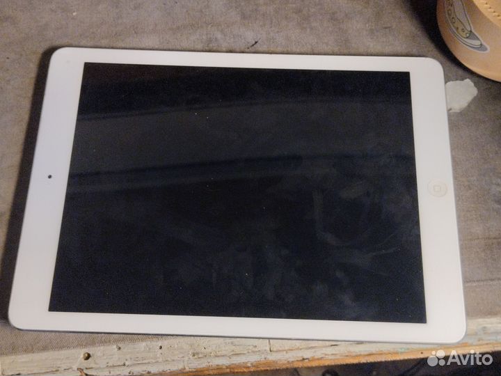 iPad Air 5 на 32 гб