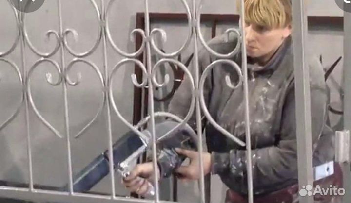 Маляр по металлу