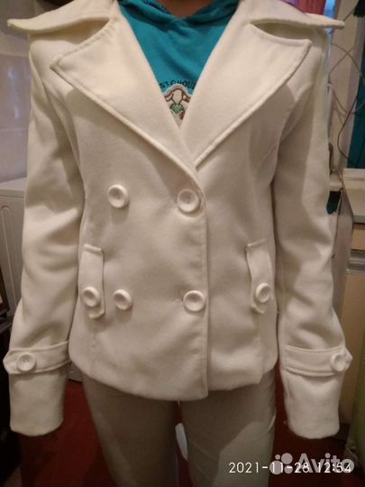 Пальто женское 42 44