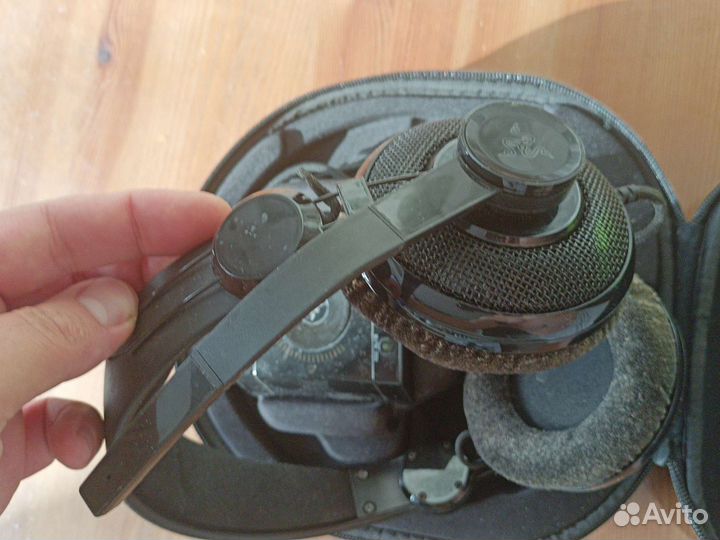 Гарнитура USB 7.1 Razer Megalodone