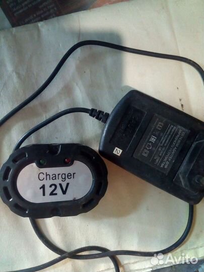 Зарядное устройство для шуруповерта